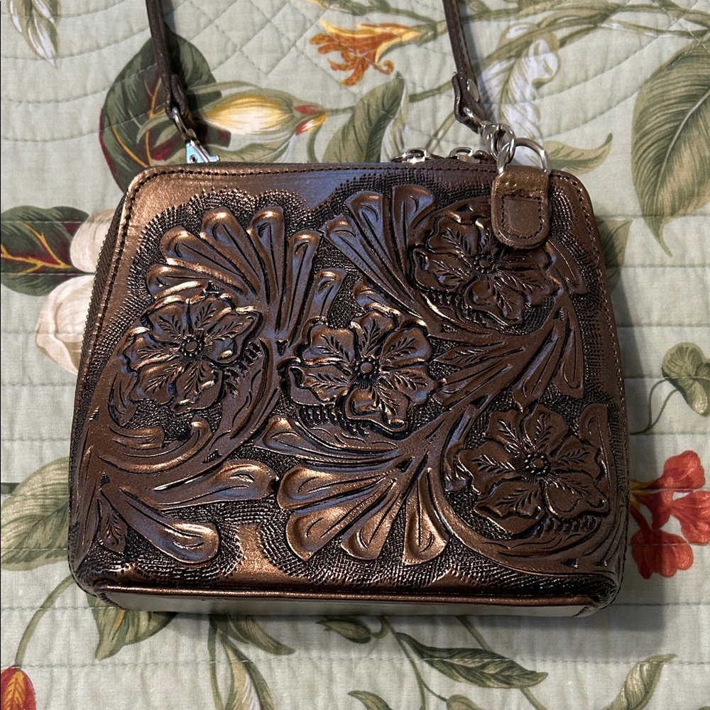 El Guante Elegant Brown Floral Embossed Women's Bag